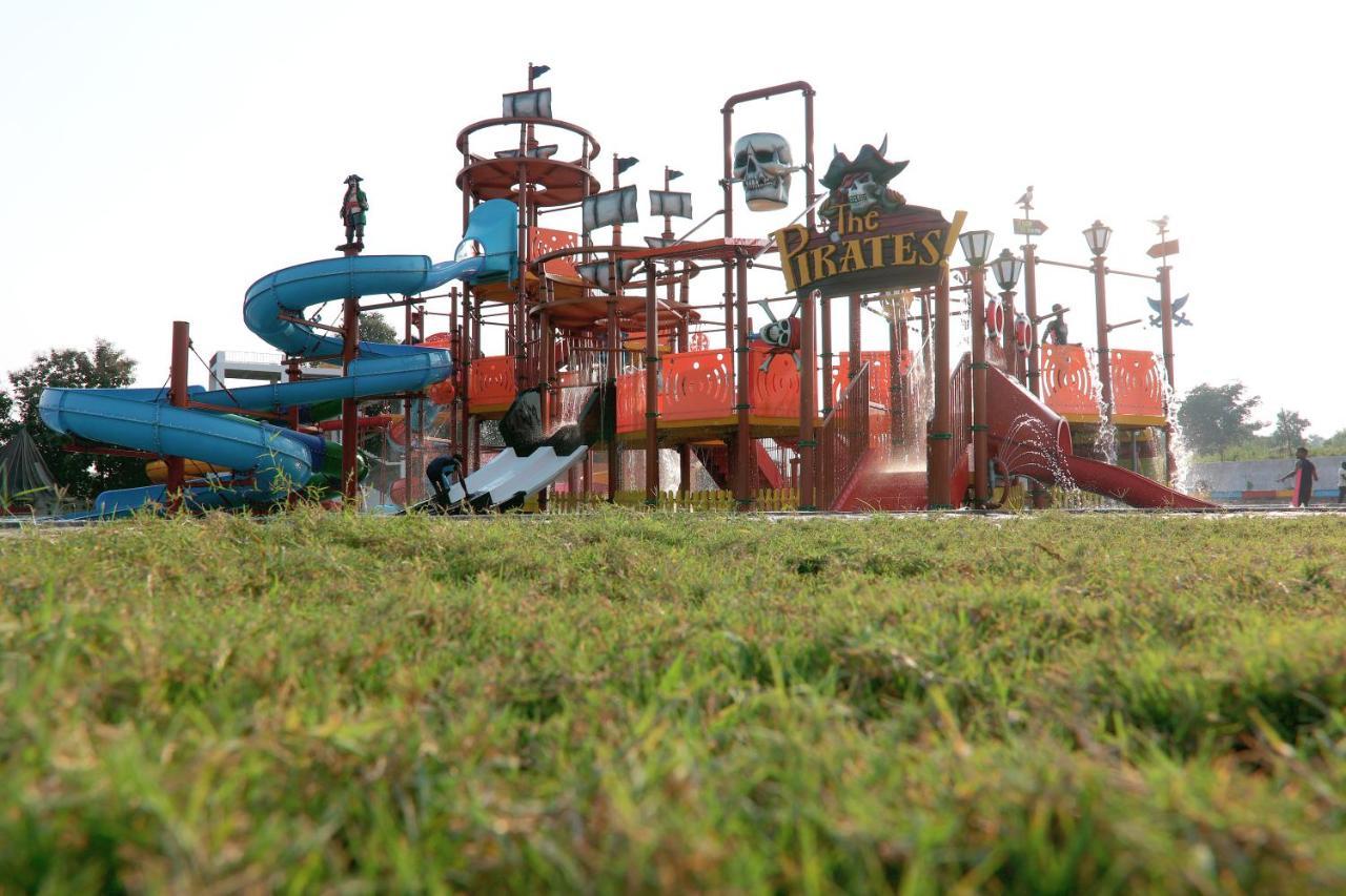 Resort Marino Waterpark & *