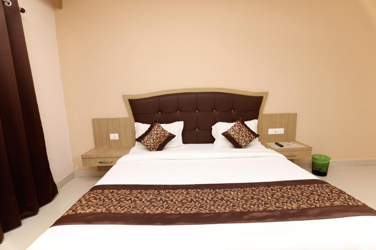 Resort Marino Waterpark & Lucknow